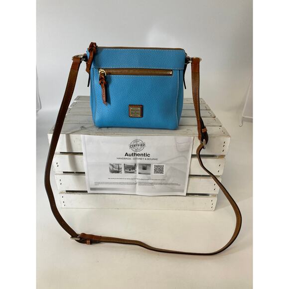 DOONEY & BOURKE SMALL BLUE PEBBLED LEATHER CROSSBODY BAG - Picture 1 of 16